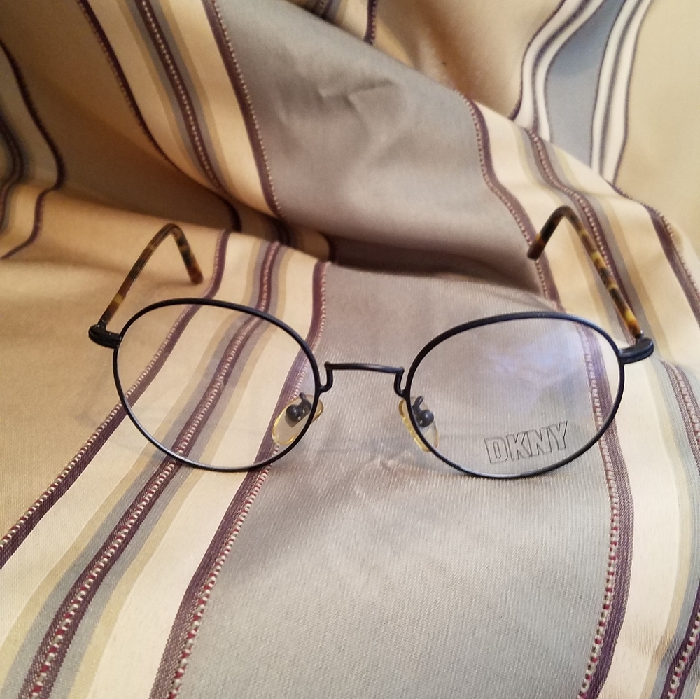 MEN GLASSES MAKE A REASONABLE OFFER